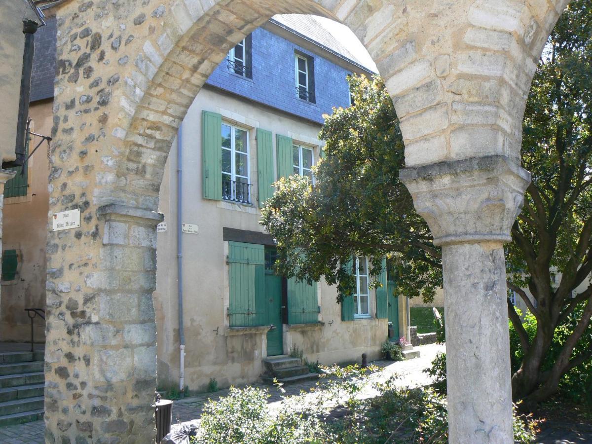 Studio de Caractère au pied de la Muraille Romaine et Tour du Vivier Le Mans Extérieur photo